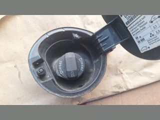 bontott VW GOLF VI Tankajtó