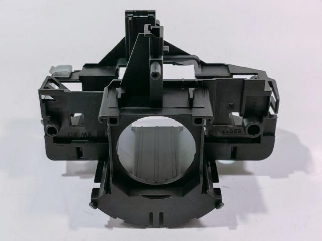 bontott VW GOLF VI Tartó Bak