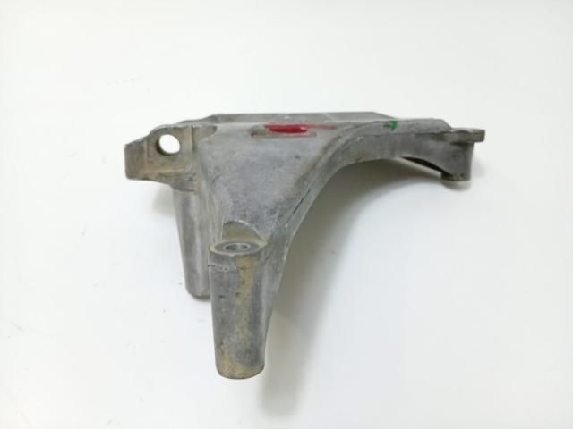 bontott VW GOLF VI Tartó Bak