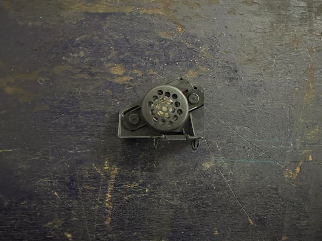 bontott VW GOLF VI Tolatóradar Hangszóró