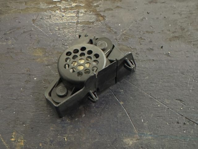 bontott VW GOLF VI Tolatóradar Hangszóró