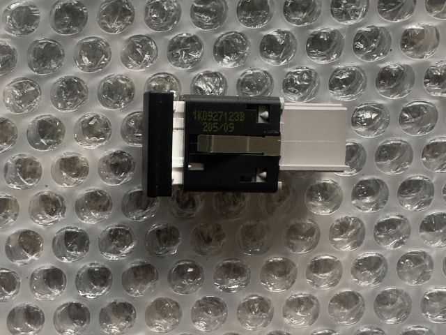 bontott VW GOLF VI Tolatóradar Kapcsoló