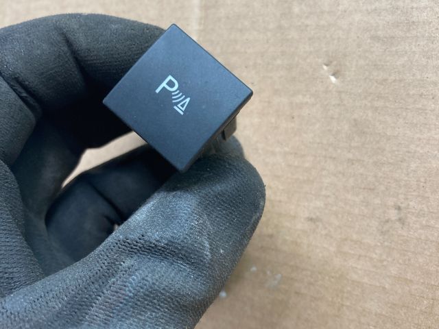 bontott VW GOLF VI Tolatóradar Kapcsoló