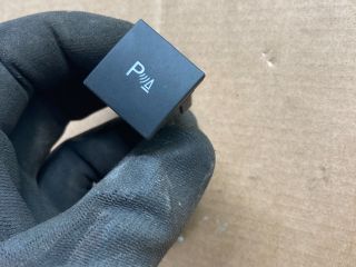 bontott VW GOLF VI Tolatóradar Kapcsoló