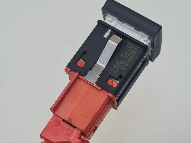 bontott VW GOLF VI TPMS Kapcsoló