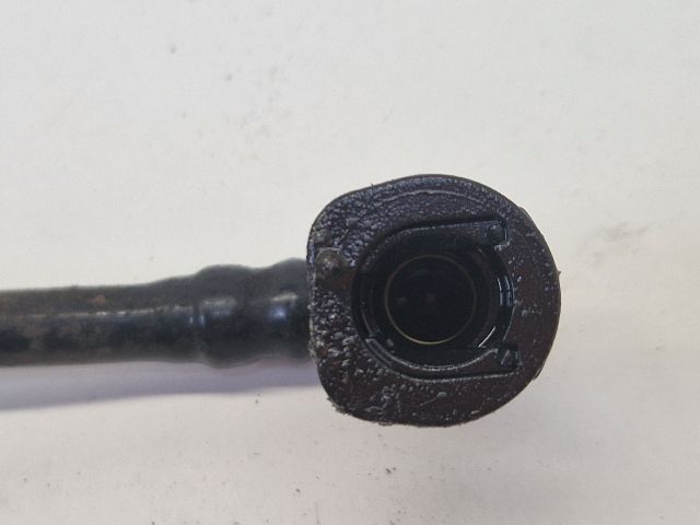 bontott VW GOLF VI Üzemanyagcső