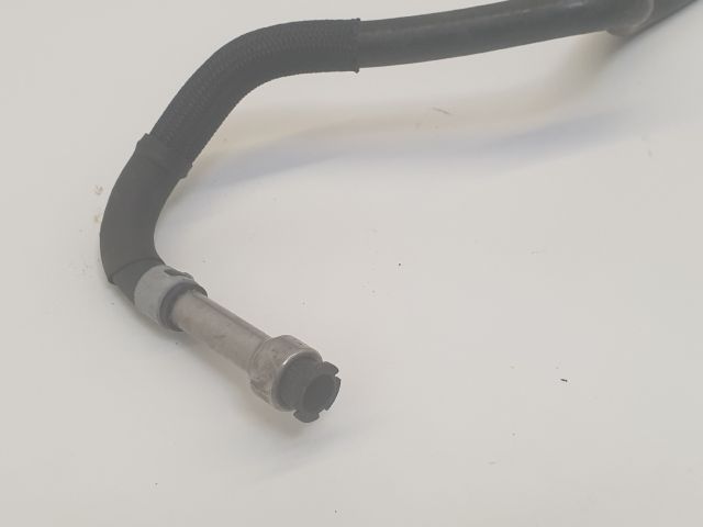 bontott VW GOLF VI Üzemanyagcső