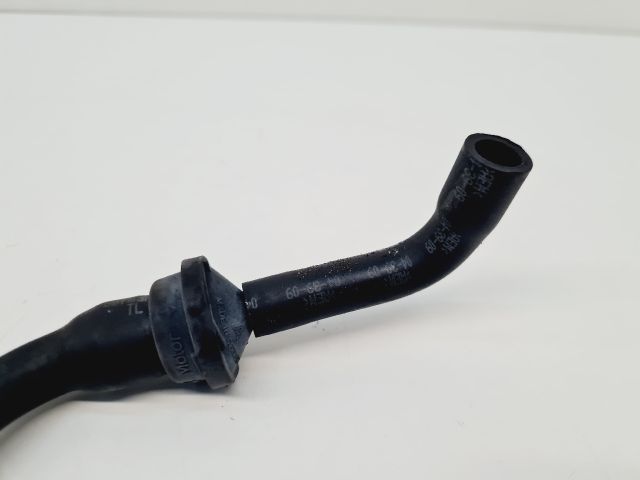 bontott VW GOLF VI Üzemanyagcső