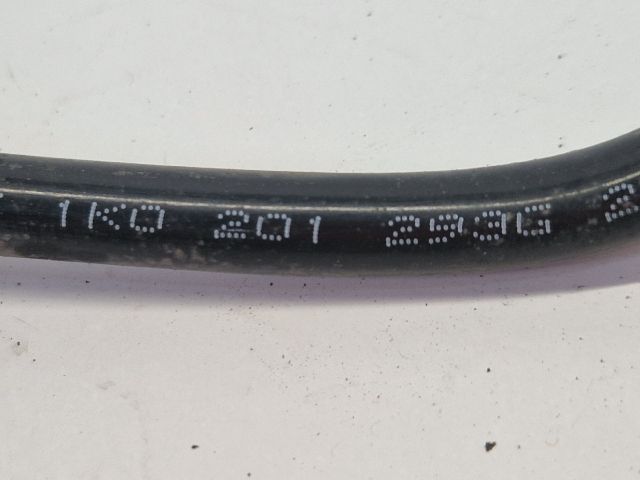 bontott VW GOLF VI Üzemanyagcső