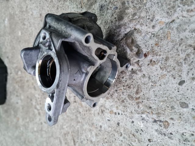 bontott VW GOLF VI Vákumpumpa