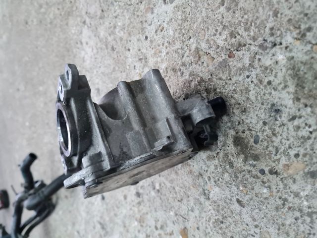 bontott VW GOLF VI Vákumpumpa