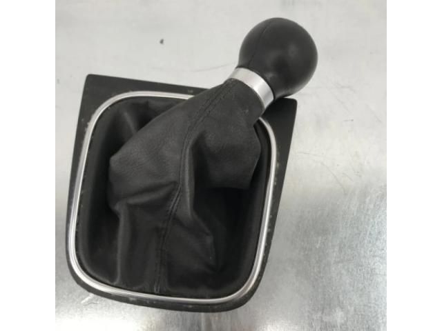 bontott VW GOLF VI Váltógomb