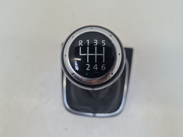 bontott VW GOLF VI Váltógomb