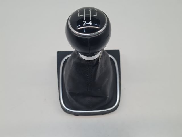 bontott VW GOLF VI Váltógomb