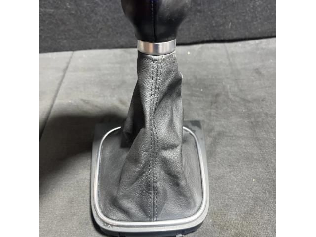 bontott VW GOLF VI Váltógomb