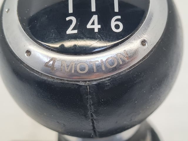 bontott VW GOLF VI Váltógomb