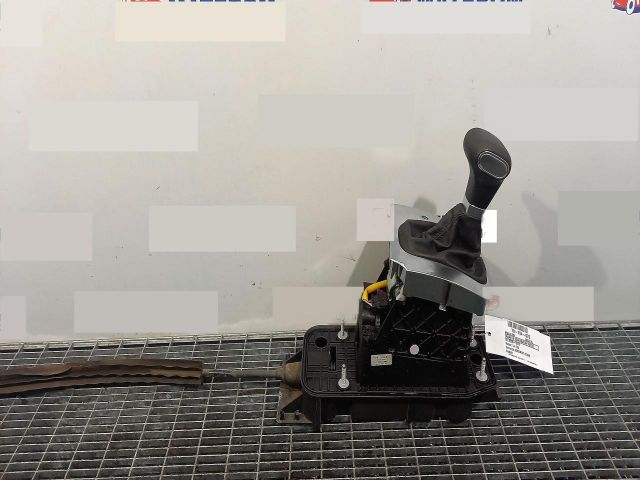 bontott VW GOLF VI Váltógomb