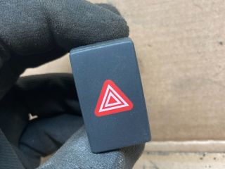 bontott VW GOLF VI Vészvillogó Kapcsoló