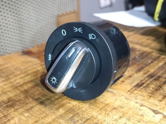 bontott VW GOLF VI Világítás Kapcsoló