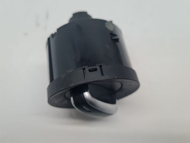 bontott VW GOLF VI Világítás Kapcsoló