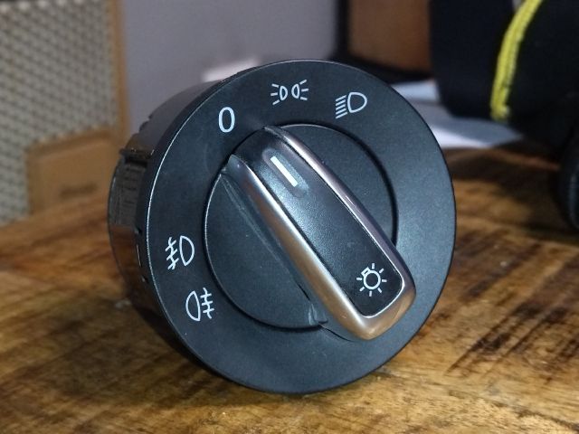 bontott VW GOLF VI Világítás Kapcsoló