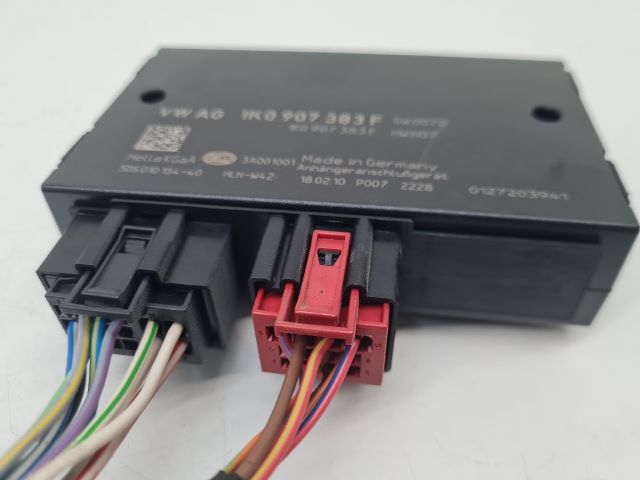 bontott VW GOLF VI Vonóhorog Elektronika