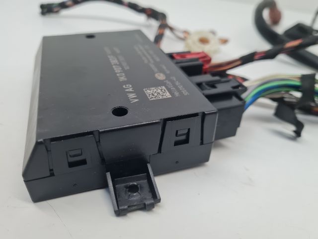 bontott VW GOLF VI Vonóhorog Elektronika