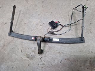 bontott VW GOLF VI Vonóhorog