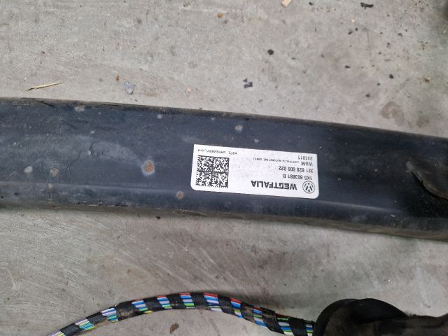 bontott VW GOLF VI Vonóhorog