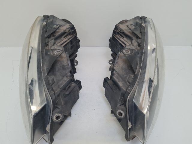 bontott VW GOLF VI Xenon Fényszóró Pár