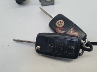 bontott VW GOLF VI Zárbetét Szett