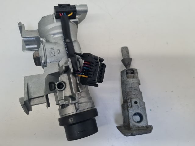 bontott VW GOLF VI Zárbetét Szett