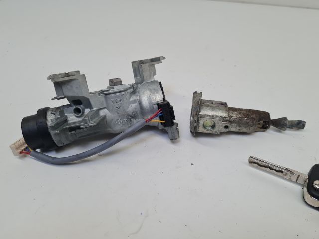 bontott VW GOLF VI Zárbetét Szett