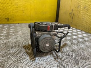 bontott VW GOLF VII ABS Kocka