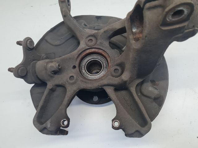 bontott VW GOLF VII Bal első Csonkállvány Kerékaggyal