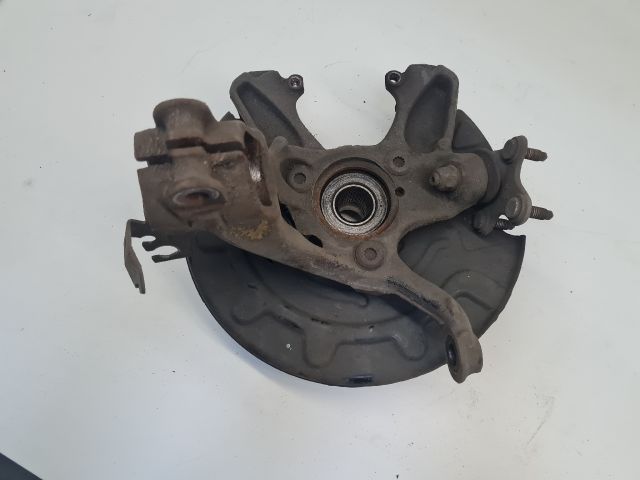 bontott VW GOLF VII Bal első Csonkállvány Kerékaggyal