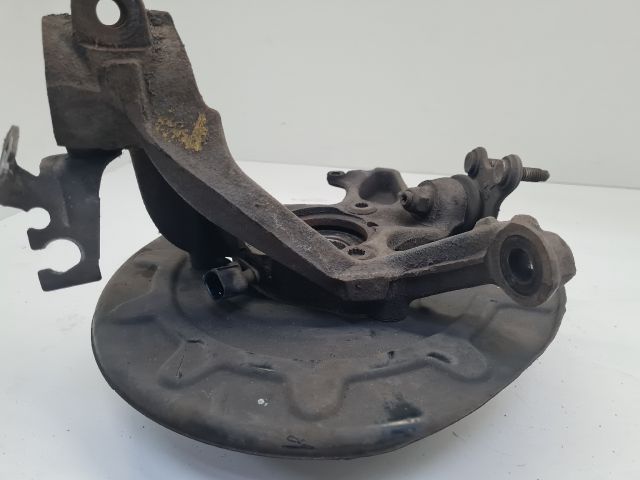 bontott VW GOLF VII Bal első Csonkállvány Kerékaggyal