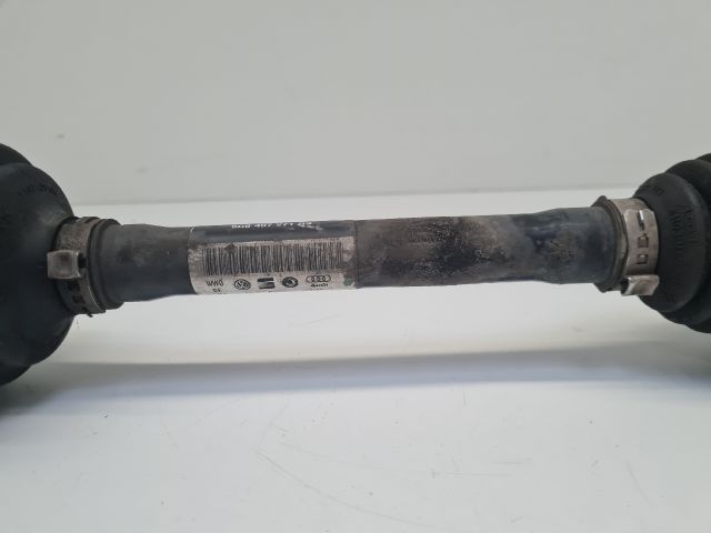 bontott VW GOLF VII Bal Féltengely