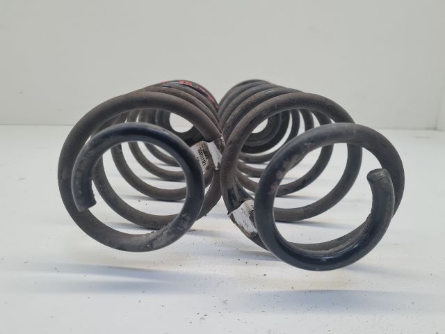 bontott VW GOLF VII Hátsó Rugó Pár