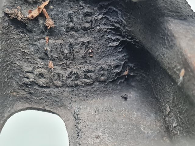 bontott VW GOLF VII Jobb első Csonkállvány Kerékaggyal