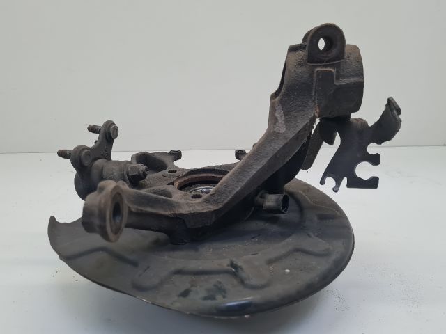 bontott VW GOLF VII Jobb első Csonkállvány Kerékaggyal