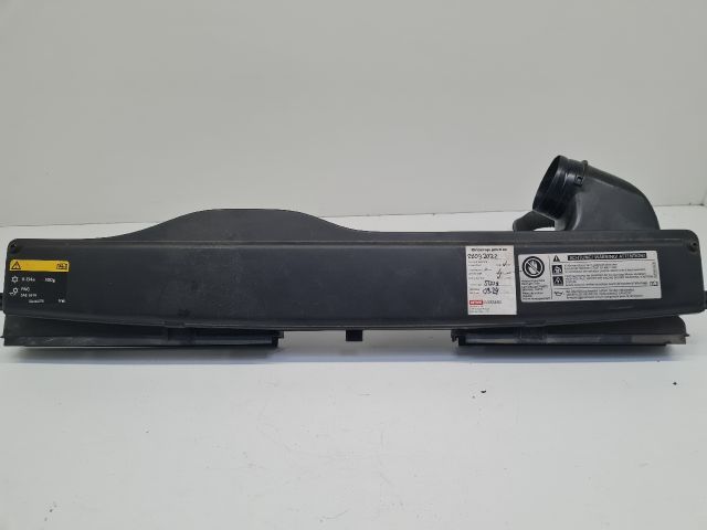 bontott VW GOLF VII Légbeömlő Cső