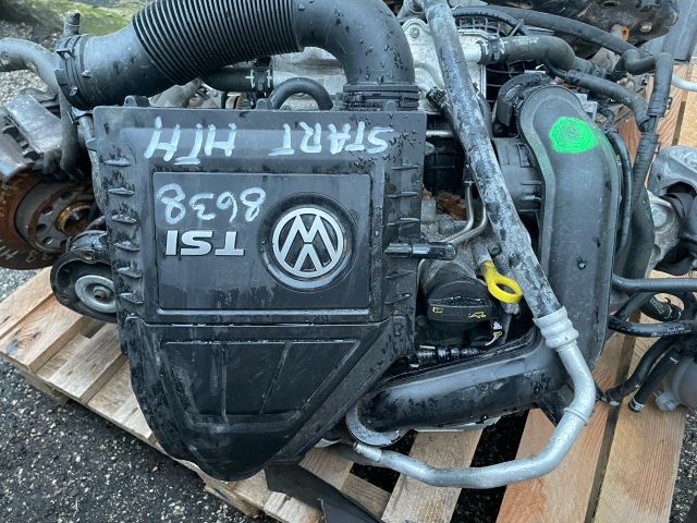 bontott VW GOLF VII Motor (Fűzött blokk hengerfejjel)