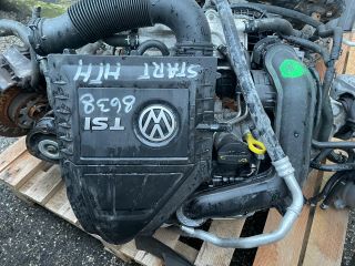 bontott VW GOLF VII Motor (Fűzött blokk hengerfejjel)