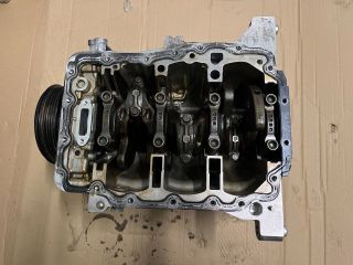 bontott VW GOLF VII Motorblokk (Fűzött)