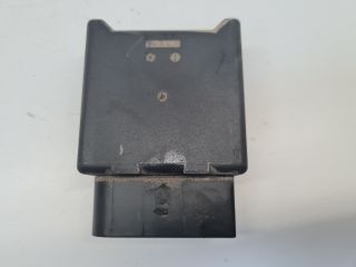 bontott VW GOLF VII Üzemanyag Szivattyú Relé