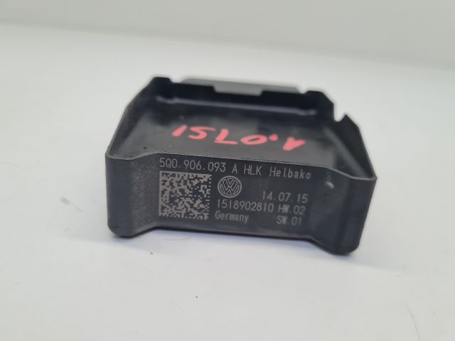 bontott VW GOLF VII Üzemanyag Szivattyú Relé