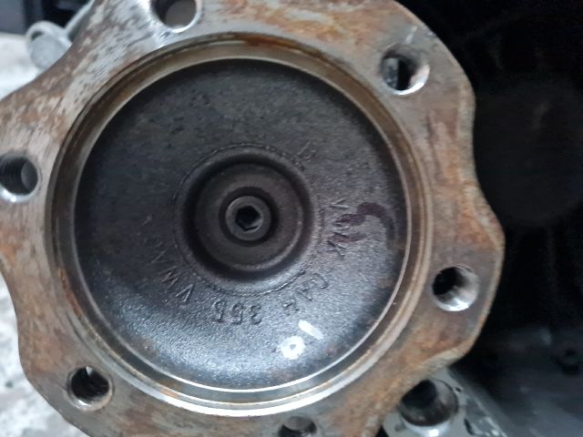 bontott VW GOLF VII Váltó (Mechanikus)