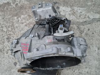 bontott VW GOLF VII Váltó (Mechanikus)