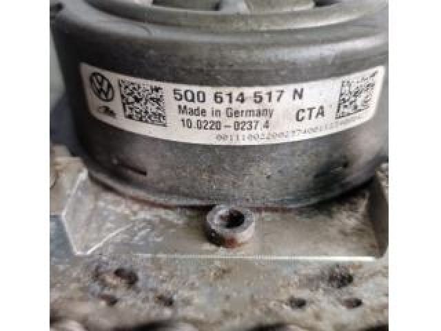 bontott VW GOLF VII ABS Kocka